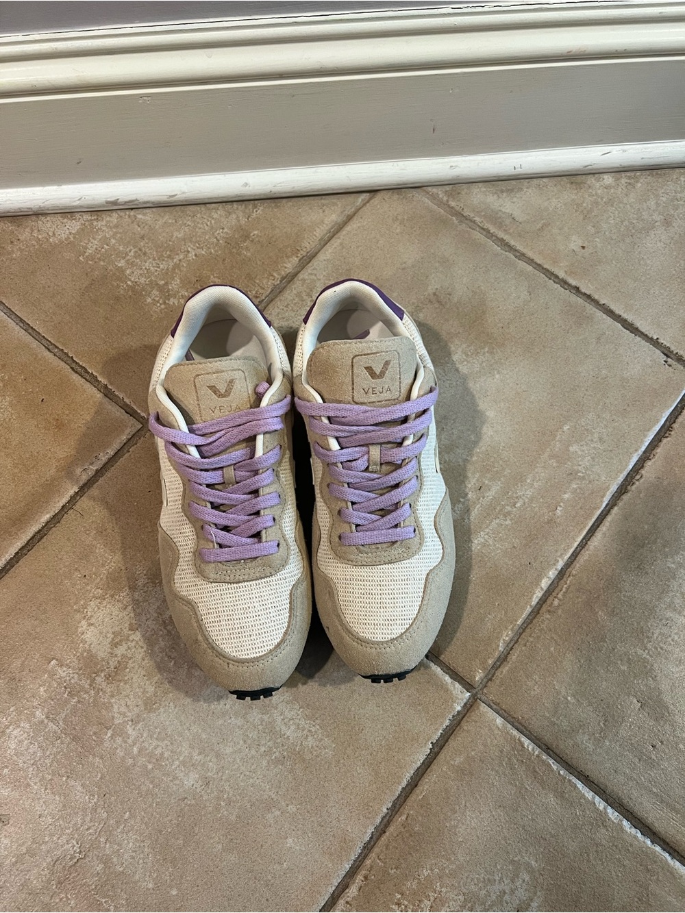 Veja Cream Sneakers with Lavender Laces